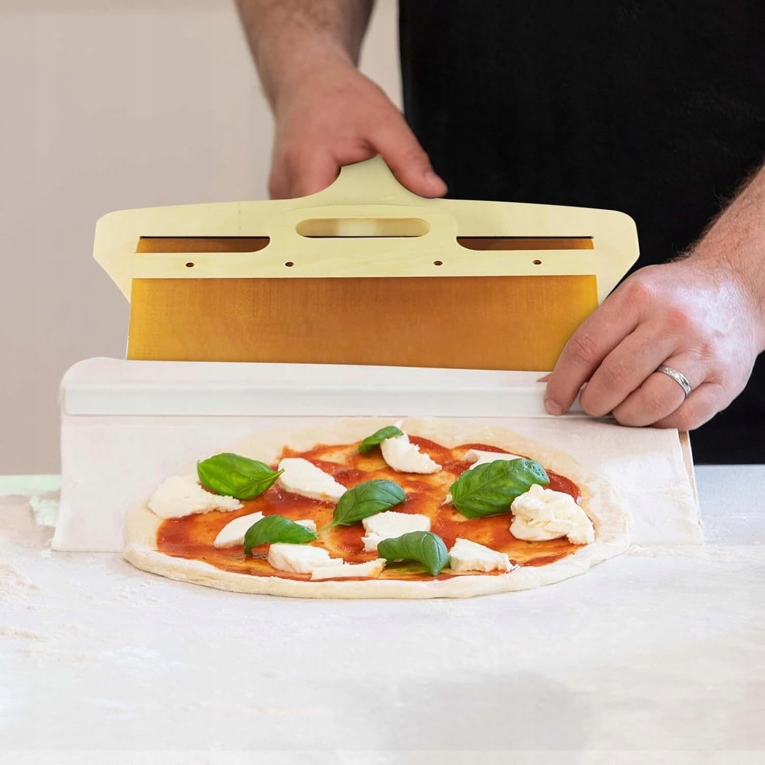 Pizza Master - przesuwna Łopatka do Pizzy