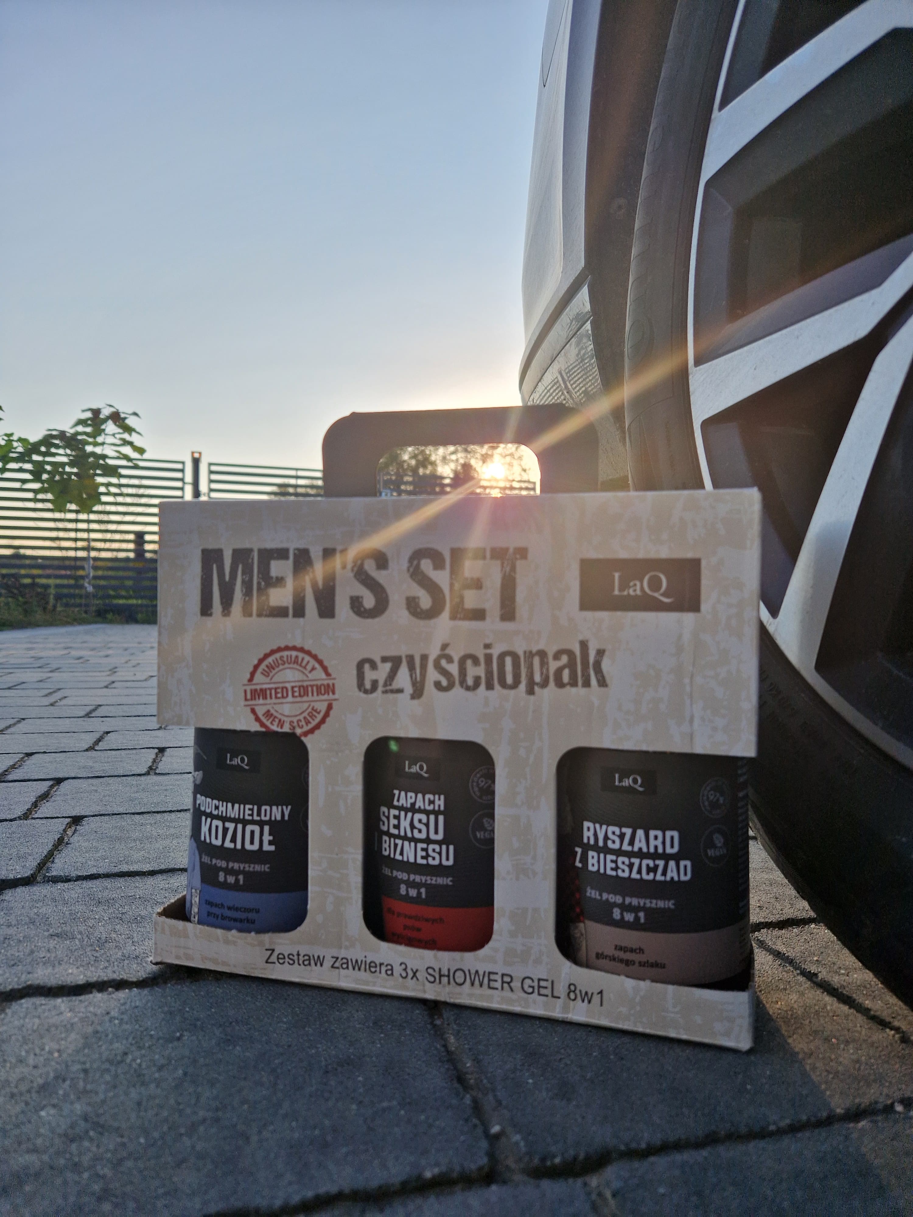 Niezbędnik Gentlemana - 3 x żel pod prysznic 500 ml
