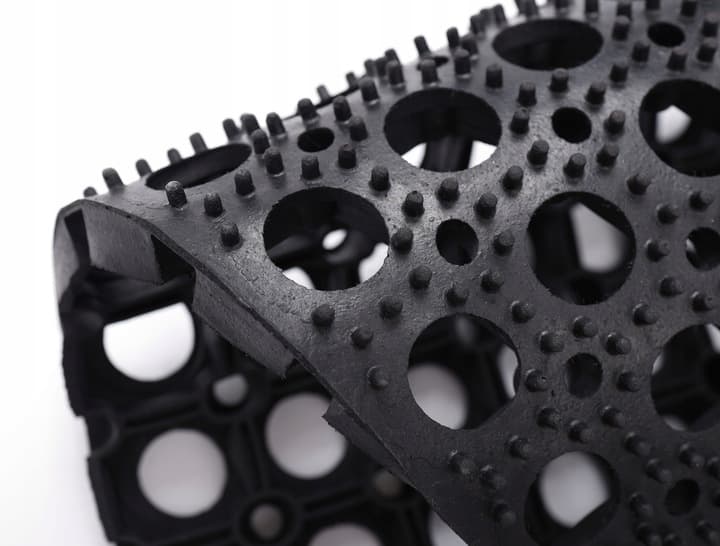 GripMat Pro - Gumowa wycieraczka ażurowa 3 rozmiary